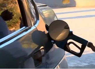GASOLINA SOFRE REAJUSTE DE 2,5% NAS REFINARIAS