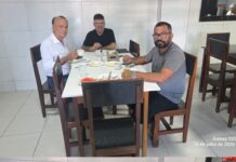 Uldurico Pinto visita Rádio Jornal de Itapetinga e reforça confiança no futuro da emissora